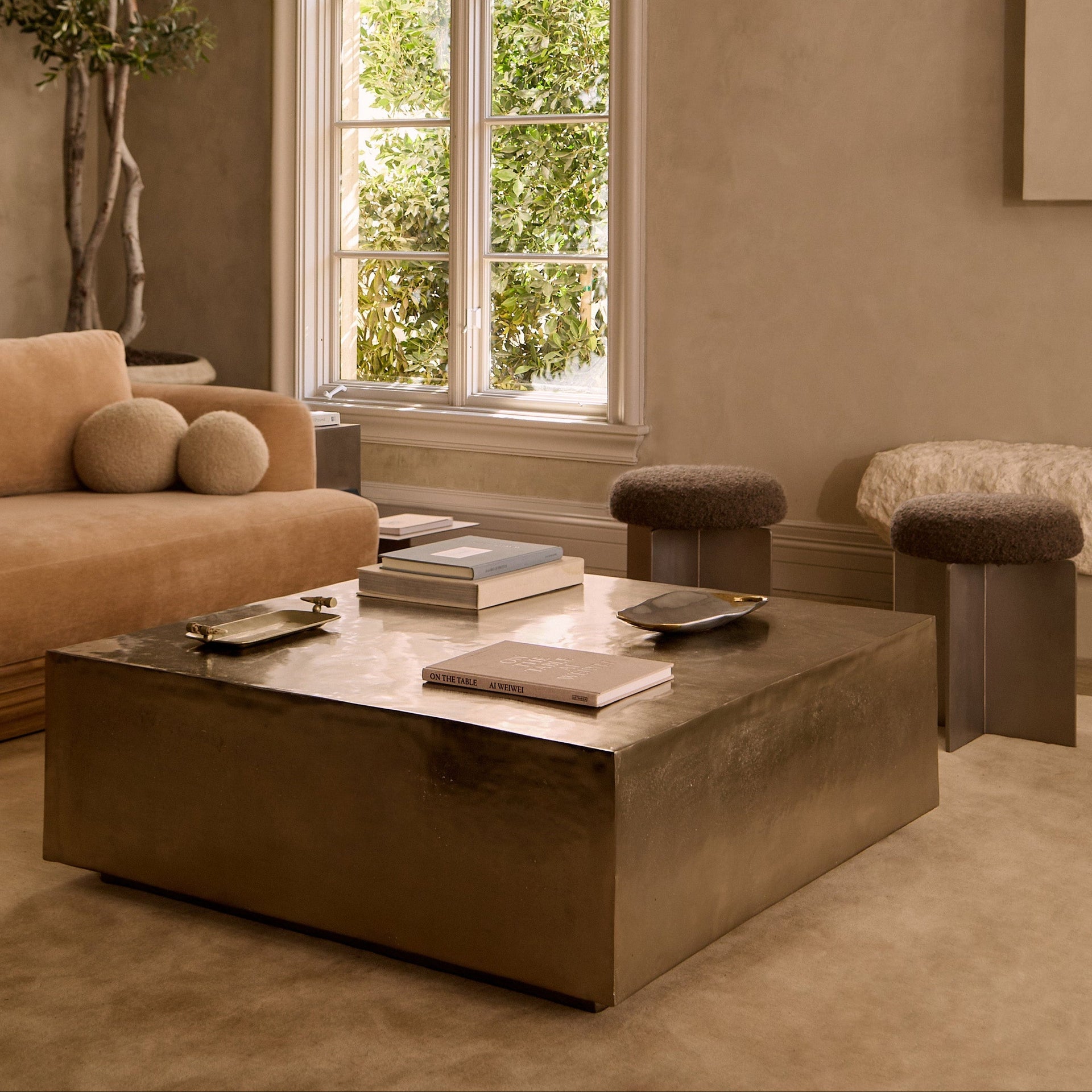 Table basse en nickel
